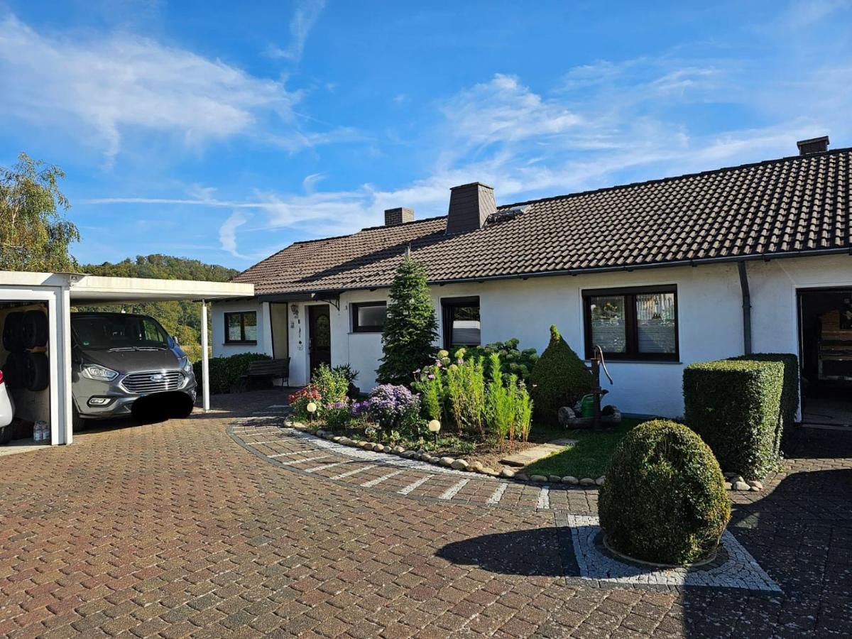 Ferienwohnung Talblick Ahnatal Exterior photo
