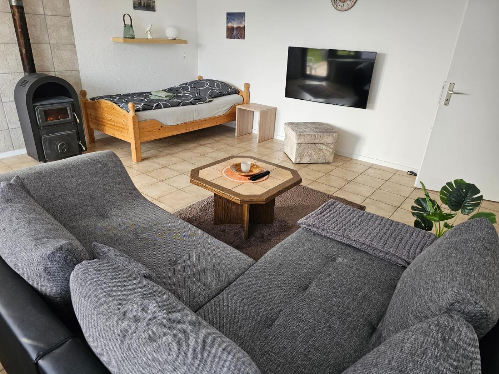 Ferienwohnung Talblick Ahnatal Exterior photo